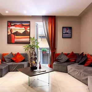 mokasuite-spaccanapoli.hotels-amalfi.com/